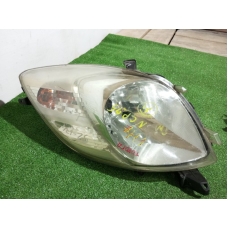 Фара левая TOYOTA VITZ NCP95 2005-2007