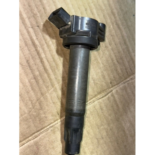 Катушка зажигания TOYOTA HIGHLANDER XU20 3MZ Катушка зажигания TOYOTA HIGHLANDER XU20 3MZ