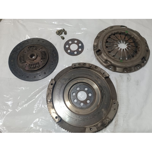 Маховик МКПП MITSUBISHI LANCER CS 4G63 2005-2009 Маховик МКПП MITSUBISHI LANCER CS 4G63 2005-2009