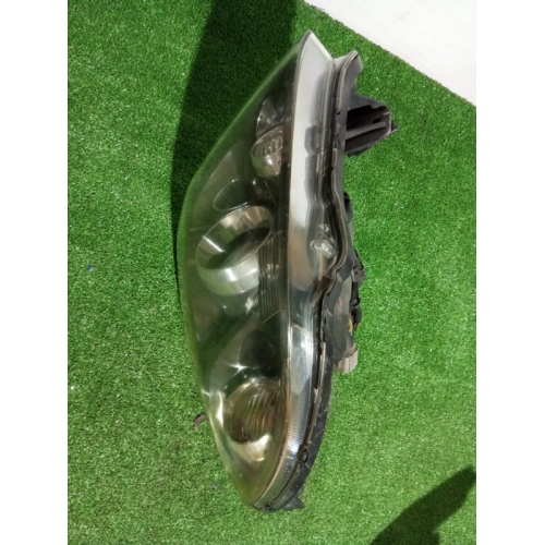 Фара ксеноновая левая SUZUKI SWIFT ZC 2003-2010 Фара ксеноновая левая SUZUKI SWIFT ZC 2003-2010